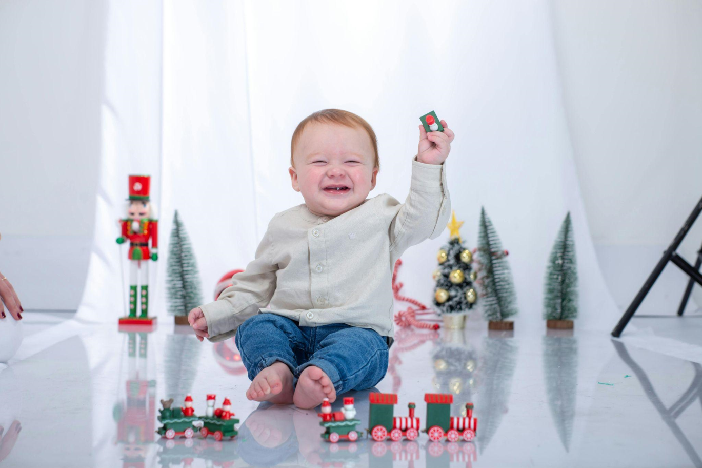 Choosing the Perfect Christmas Tree for an 8-Foot Ceiling